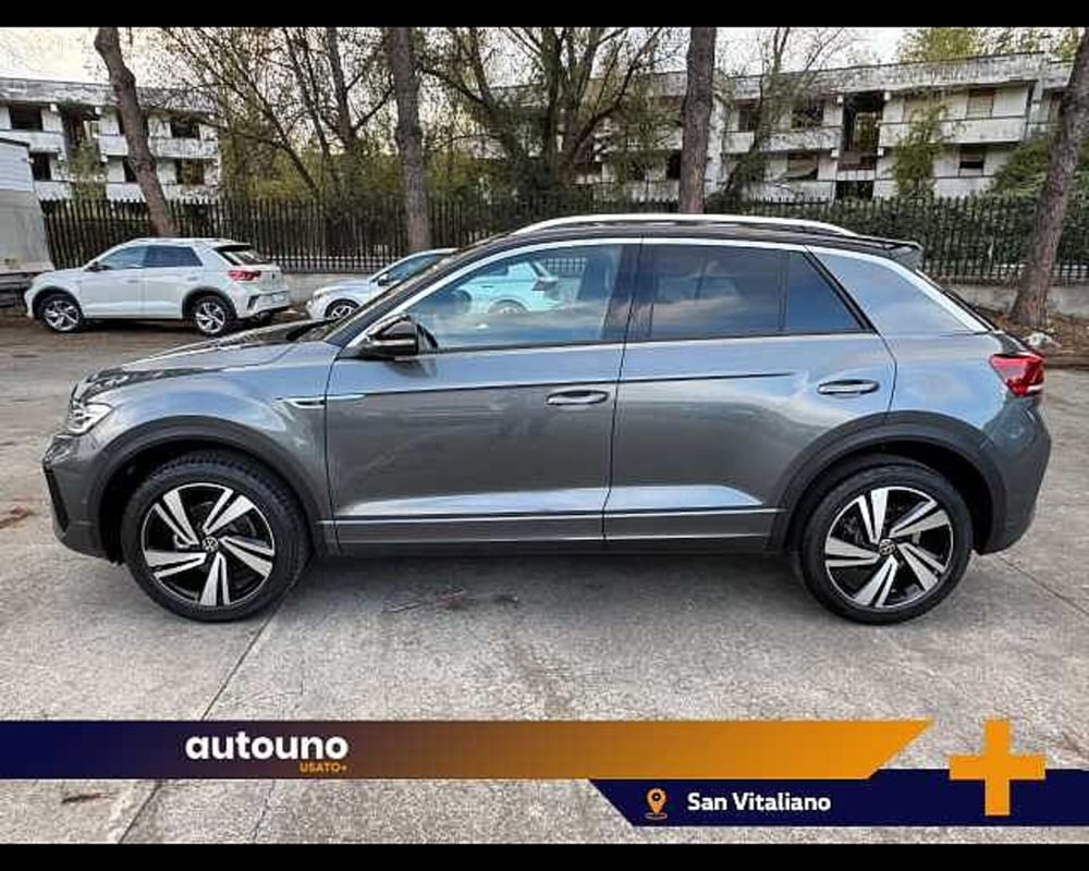 Volkswagen T-Roc nuova a Napoli (2)