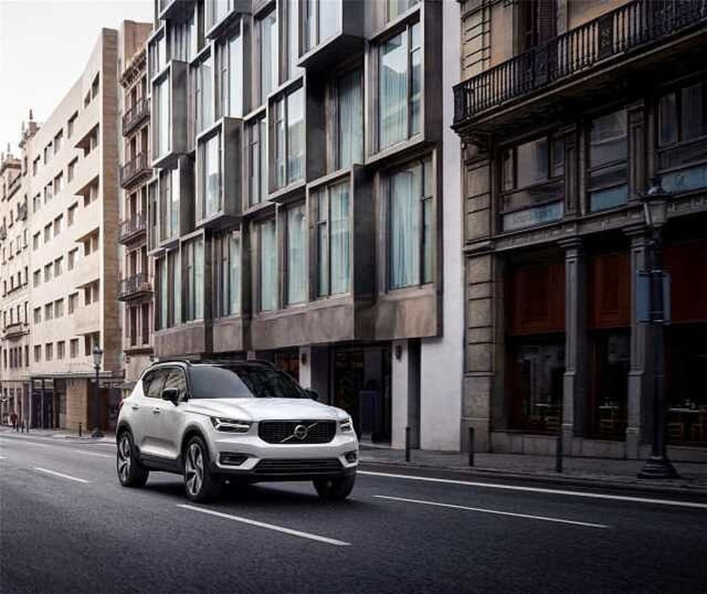 Volvo XC40 usata a Potenza (5)