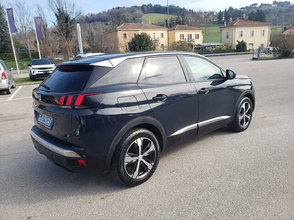 Peugeot 3008 usata a Pesaro-Urbino (4)