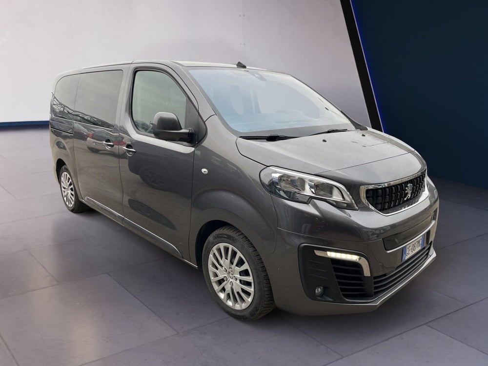 Peugeot e-Traveller usata a Torino (3)