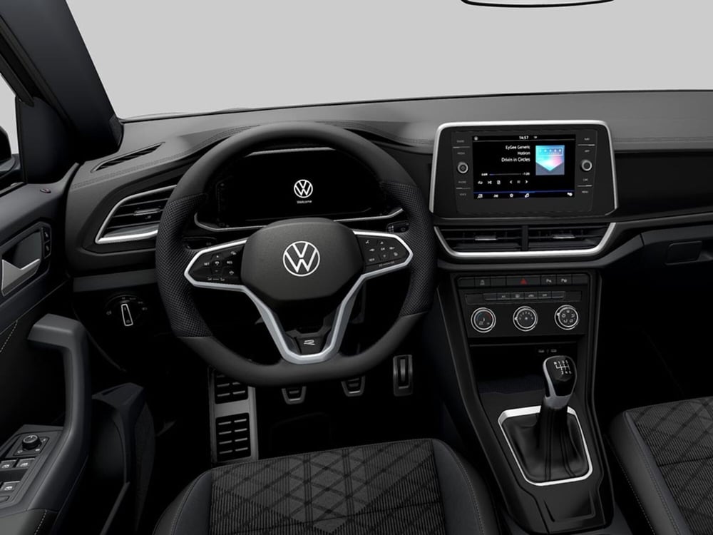 Volkswagen T-Roc nuova a Novara (5)