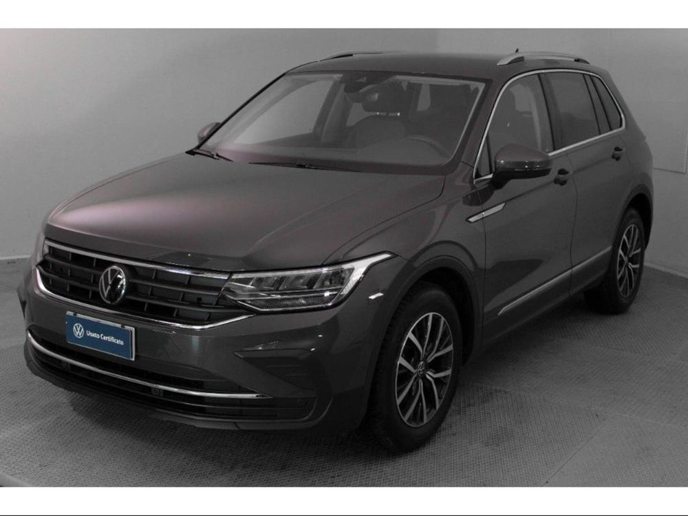 Volkswagen Tiguan usata a Novara