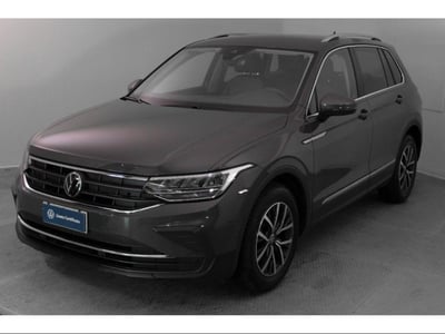 Volkswagen Tiguan 1.5 TSI ACT Life del 2022 usata a Paruzzaro