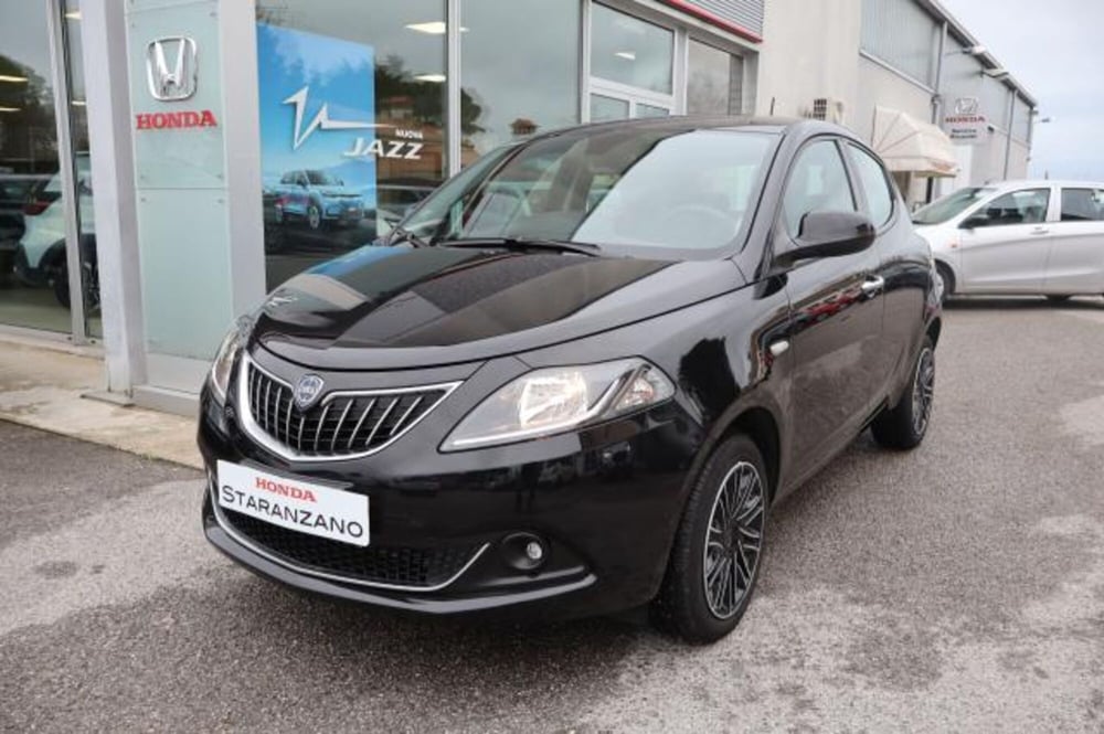 Lancia Ypsilon usata a Gorizia (3)