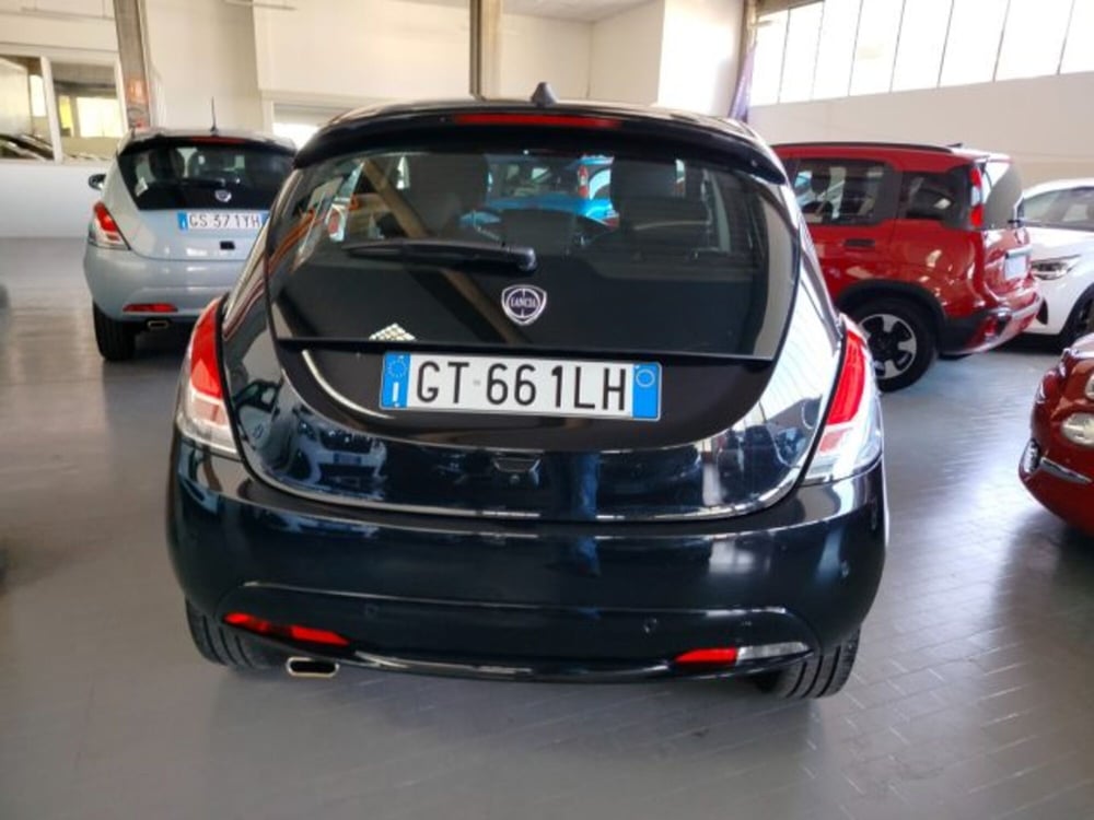 Lancia Ypsilon usata a Forlì-Cesena (7)