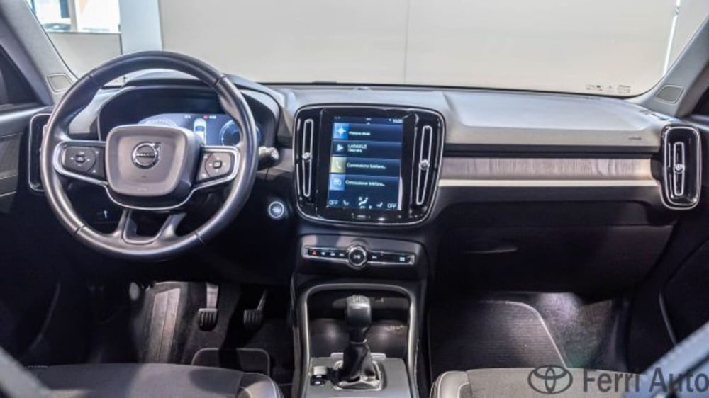 Volvo XC40 usata a Padova (7)