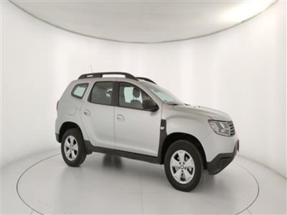 Dacia Duster usata a Bari (10)