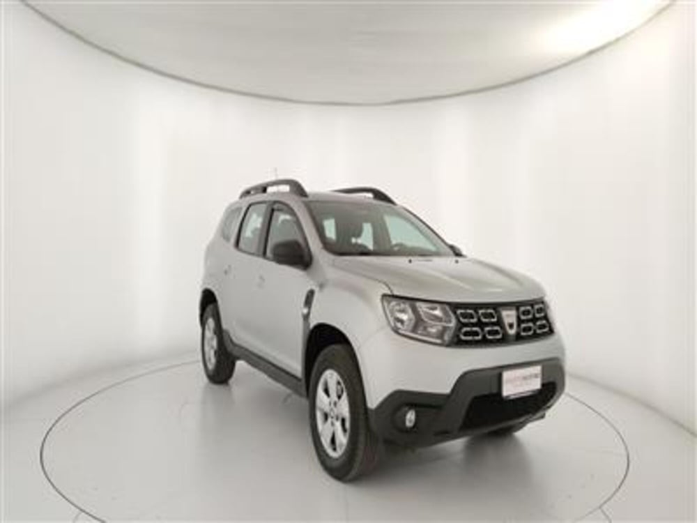 Dacia Duster usata a Bari (11)