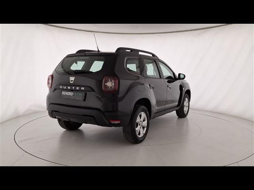 Dacia Duster usata a Milano (5)