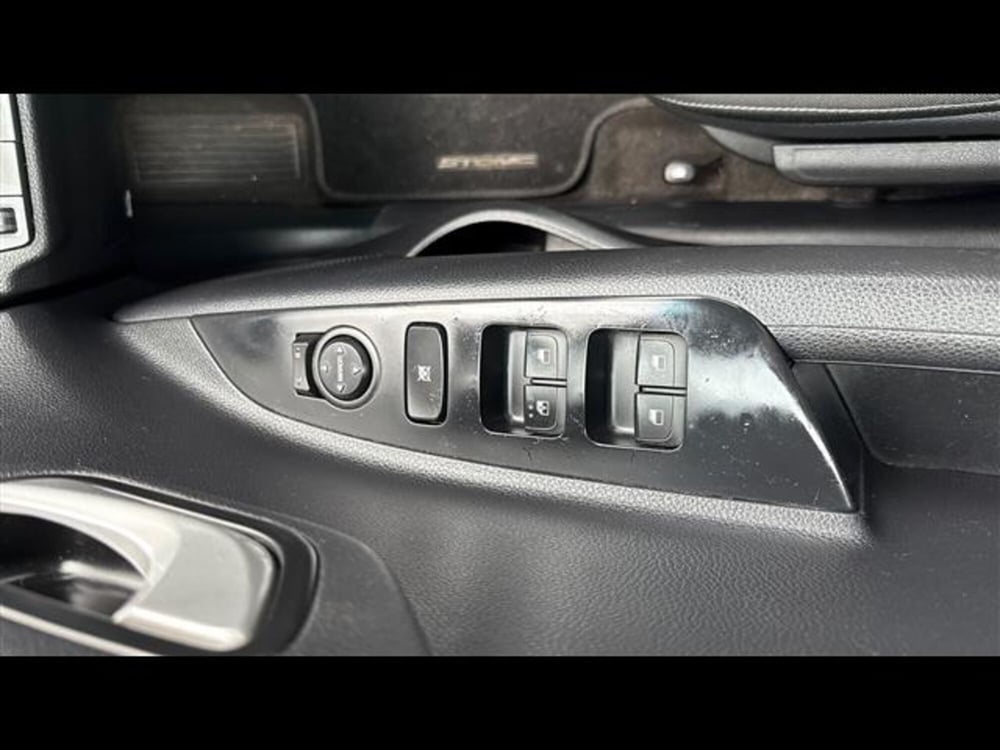 Kia Stonic usata a Padova (9)