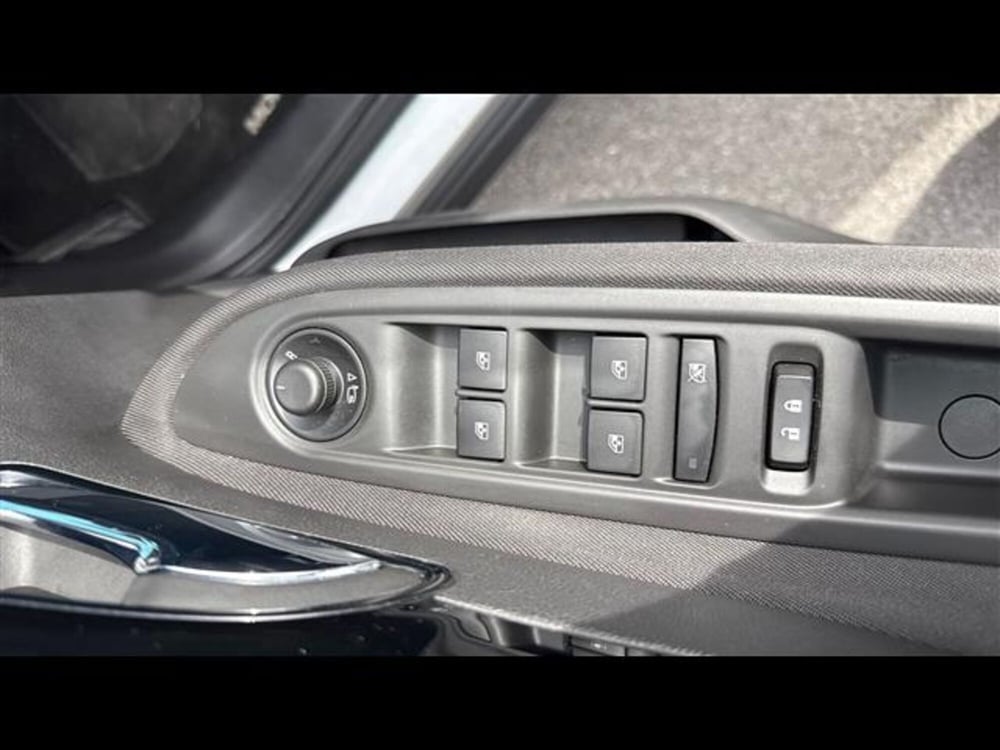 Opel Mokka usata a Padova (13)