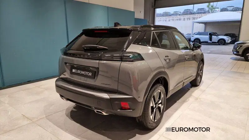 Peugeot 2008 nuova a Bari (5)