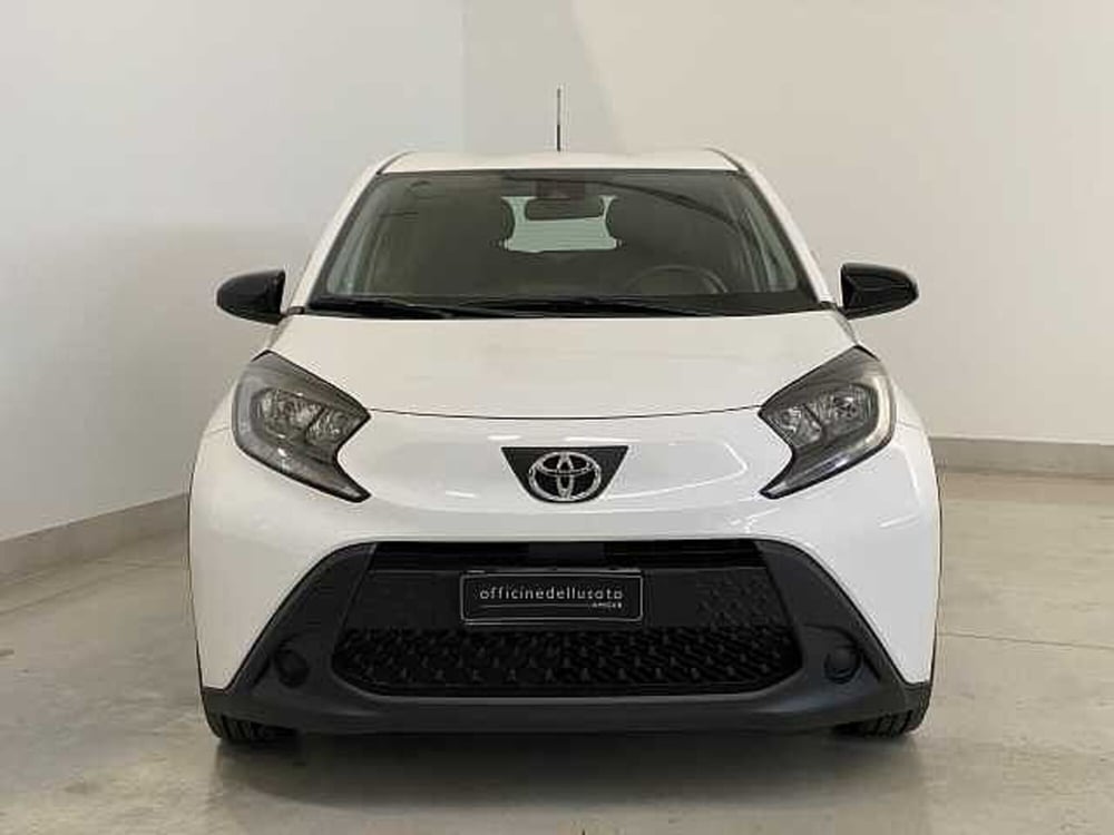 Toyota Aygo X usata a Barletta-Andria-Trani (2)