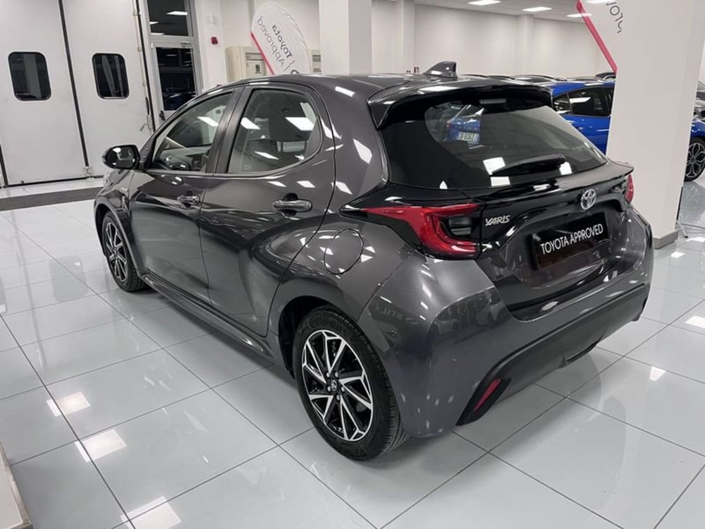 Toyota Yaris usata a Prato (4)