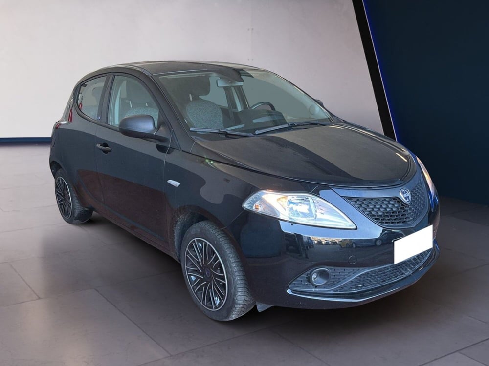 Lancia Ypsilon usata a Torino (3)