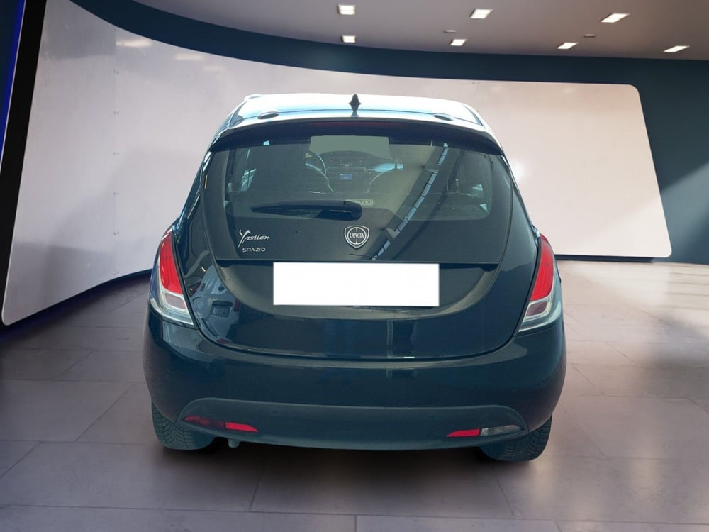 Lancia Ypsilon usata a Torino (5)