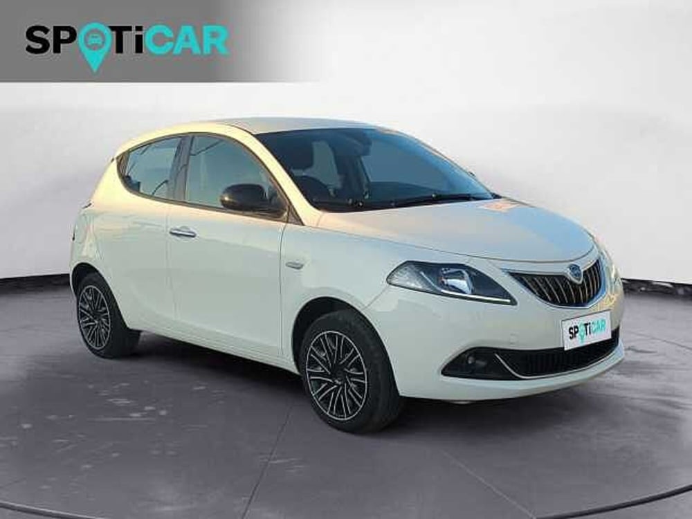 Lancia Ypsilon usata a Treviso (3)