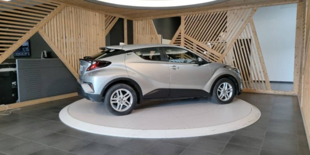 Toyota Toyota C-HR usata a Catanzaro (11)