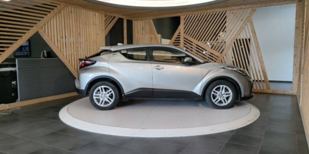 Toyota Toyota C-HR usata a Catanzaro (12)