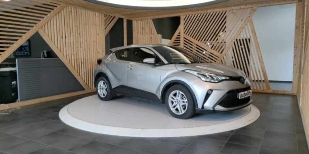 Toyota Toyota C-HR usata a Catanzaro (13)