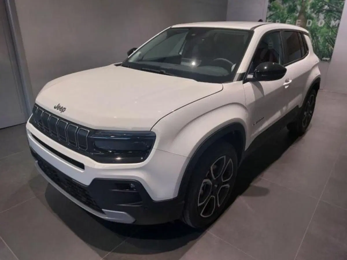 Jeep Avenger nuova a Padova