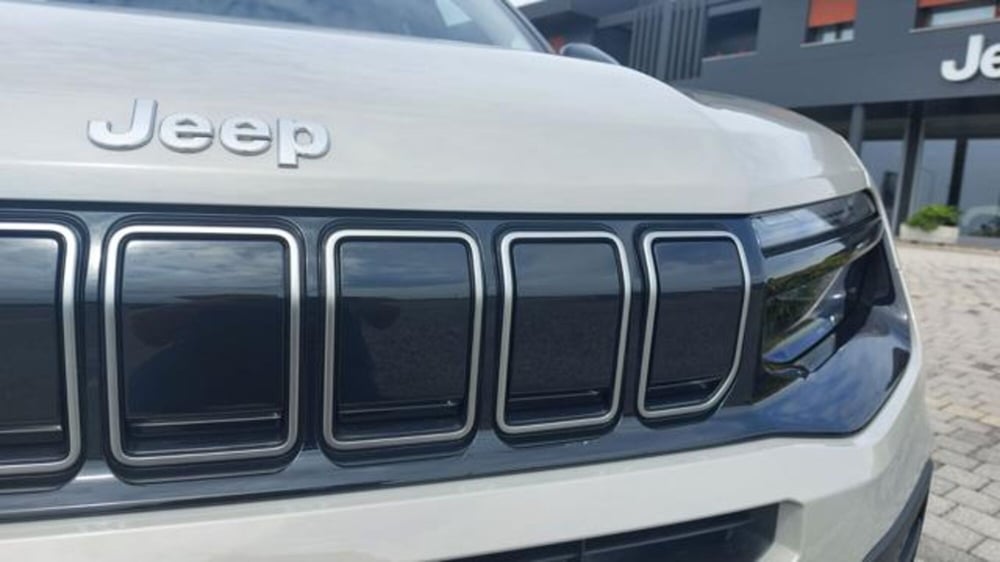 Jeep Avenger nuova a Padova (15)