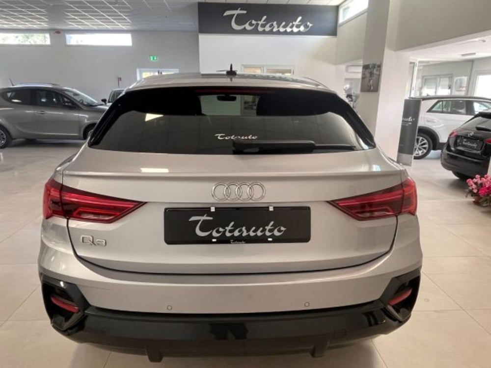 Audi Q3 Sportback usata a Oristano (9)