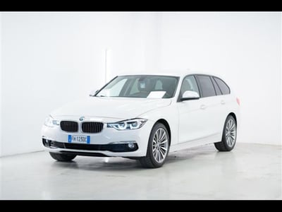 BMW Serie 3 Touring 320d xDrive  Luxury  del 2017 usata a Torino