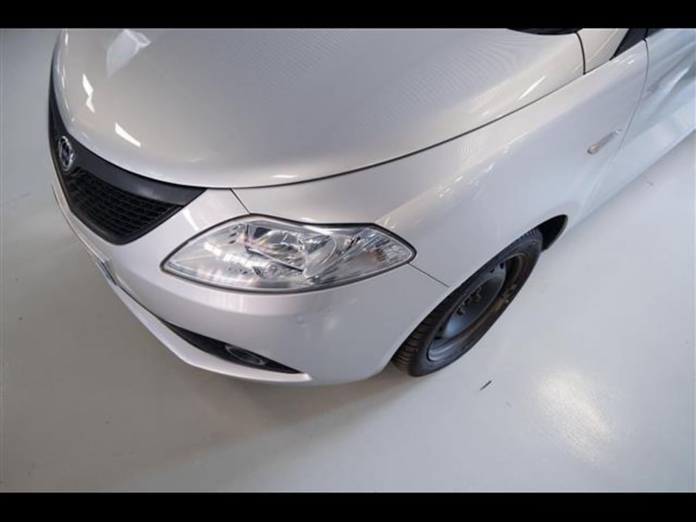 Lancia Ypsilon usata a Torino (15)