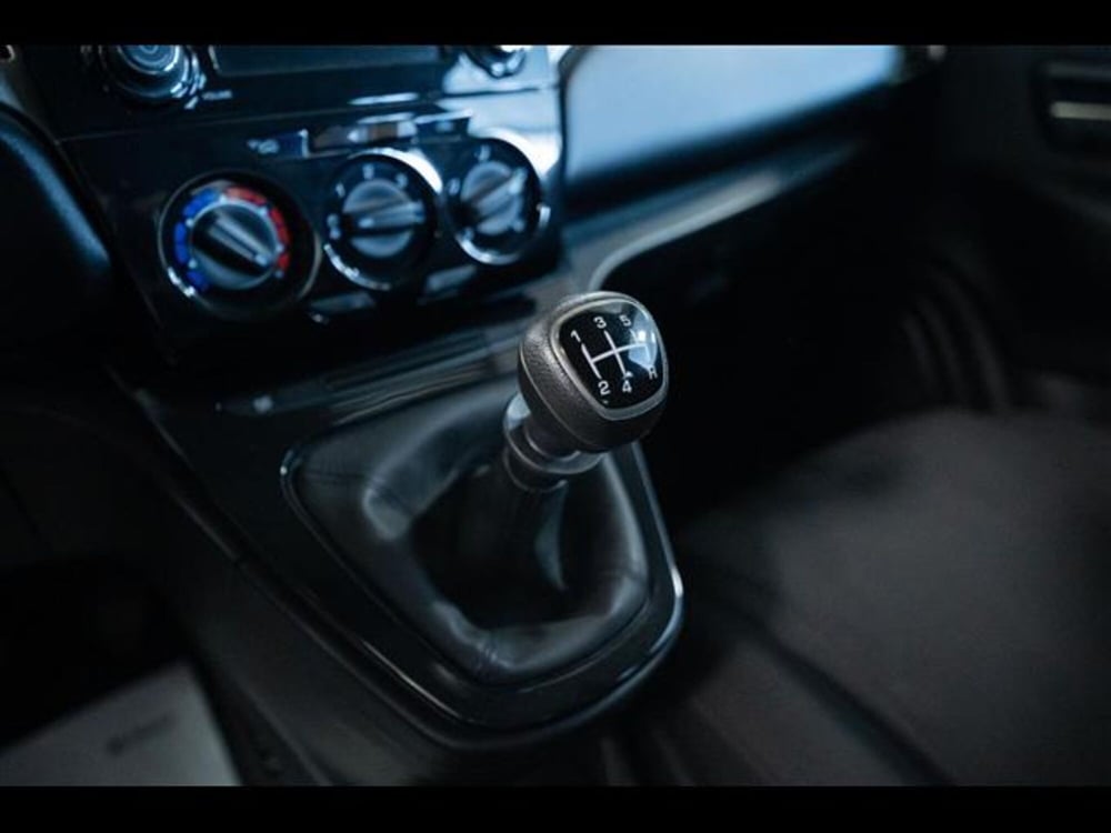 Lancia Ypsilon usata a Torino (11)