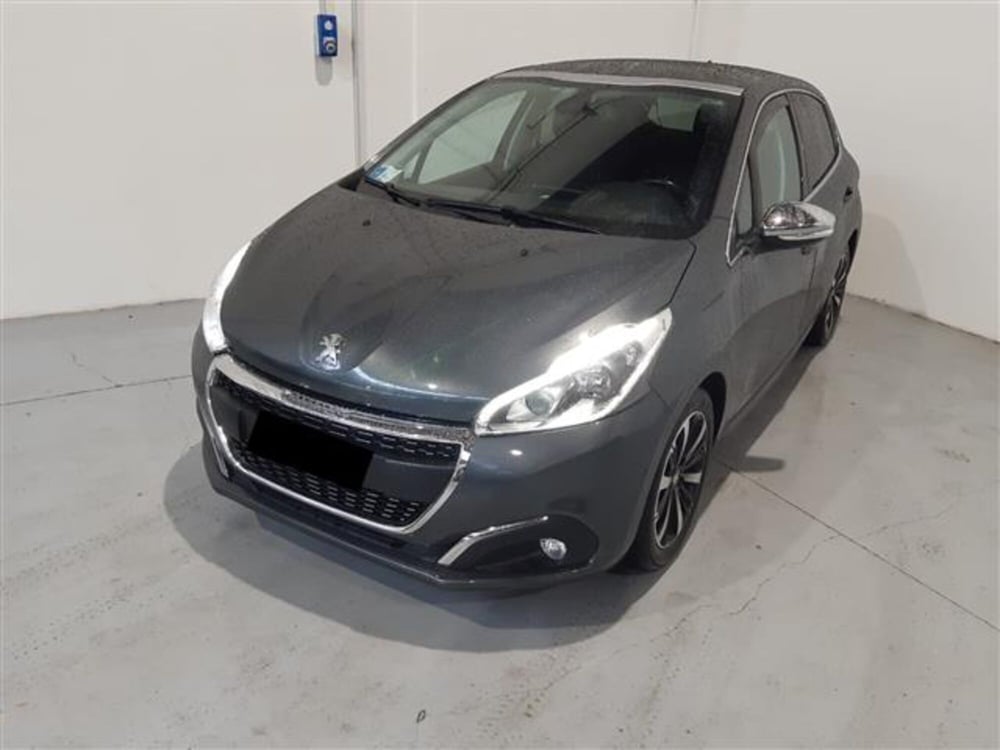 Peugeot 208 usata a Asti