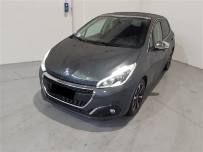 Peugeot 208 1.2 puretech Allure s&amp;s 100cv del 2015 usata a Asti