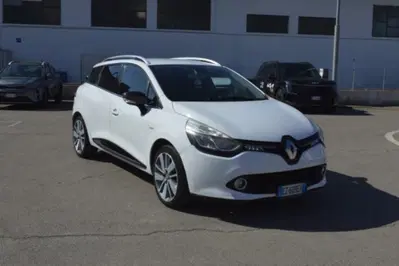 Renault Clio Sporter 1.5 dCi 8V 90CV Costume National del 2015 usata a Fondi