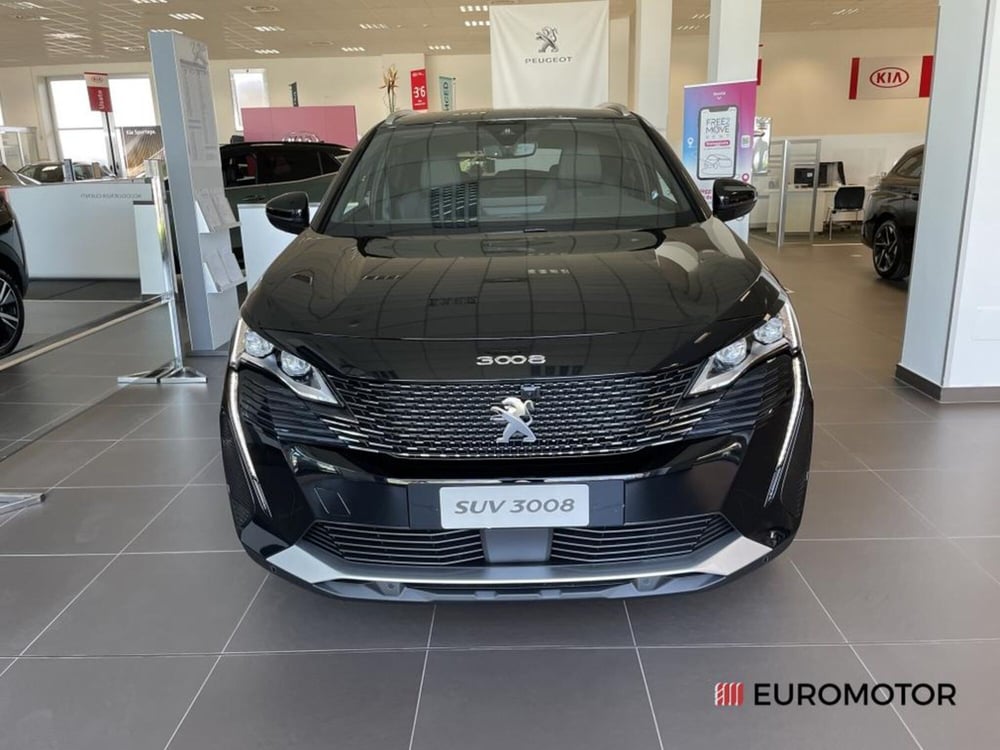 Peugeot 3008 nuova a Bari (2)