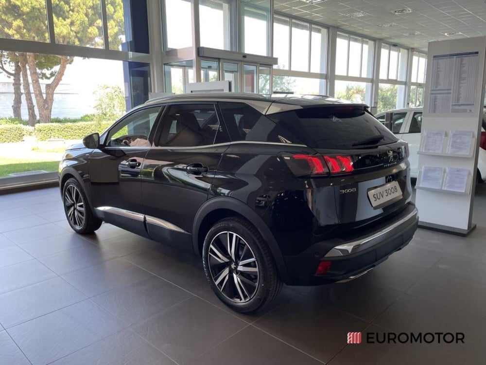 Peugeot 3008 nuova a Bari (7)