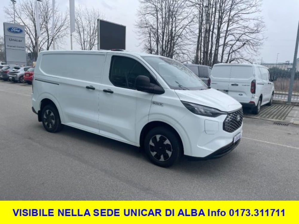 Ford E-Transit Custom Furgone nuova a Cuneo (2)