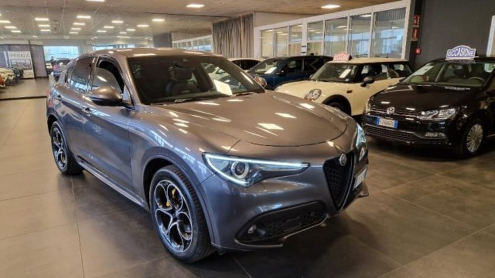 Alfa Romeo Stelvio usata a Modena (3)