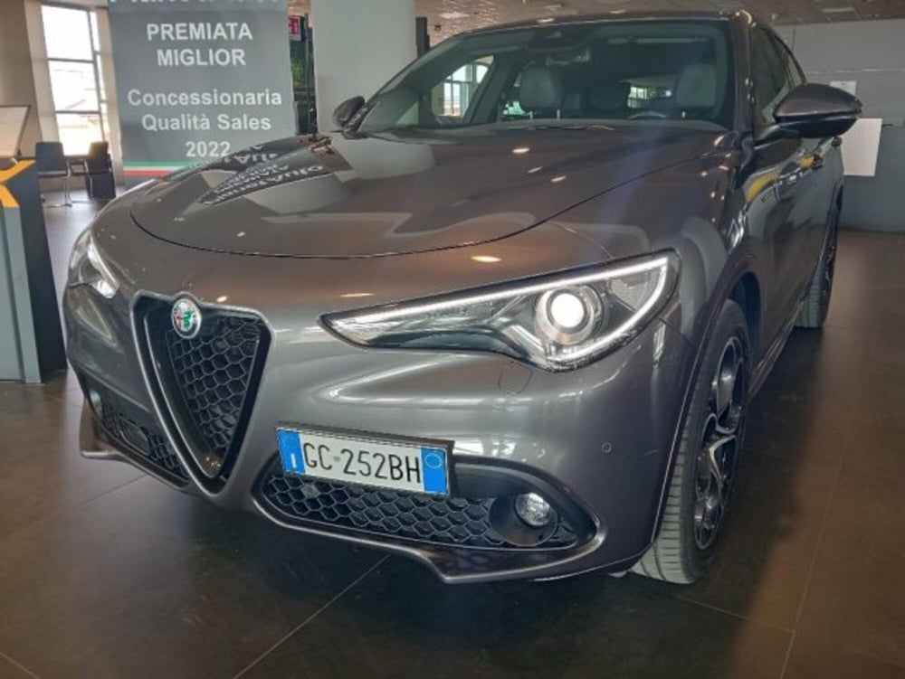 Alfa Romeo Stelvio usata a Modena (2)