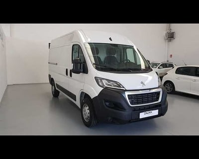 Peugeot Boxer Furgone 335 L3H2 2.2 bluehdi 140cv S&amp;S vetrato eat8 nuova a Solaro