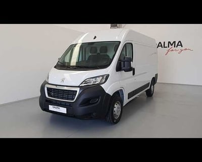 Peugeot Boxer Furgone 335 L2H2 2.2 bluehdi 140cv S&amp;S vetrato nuova a Solaro