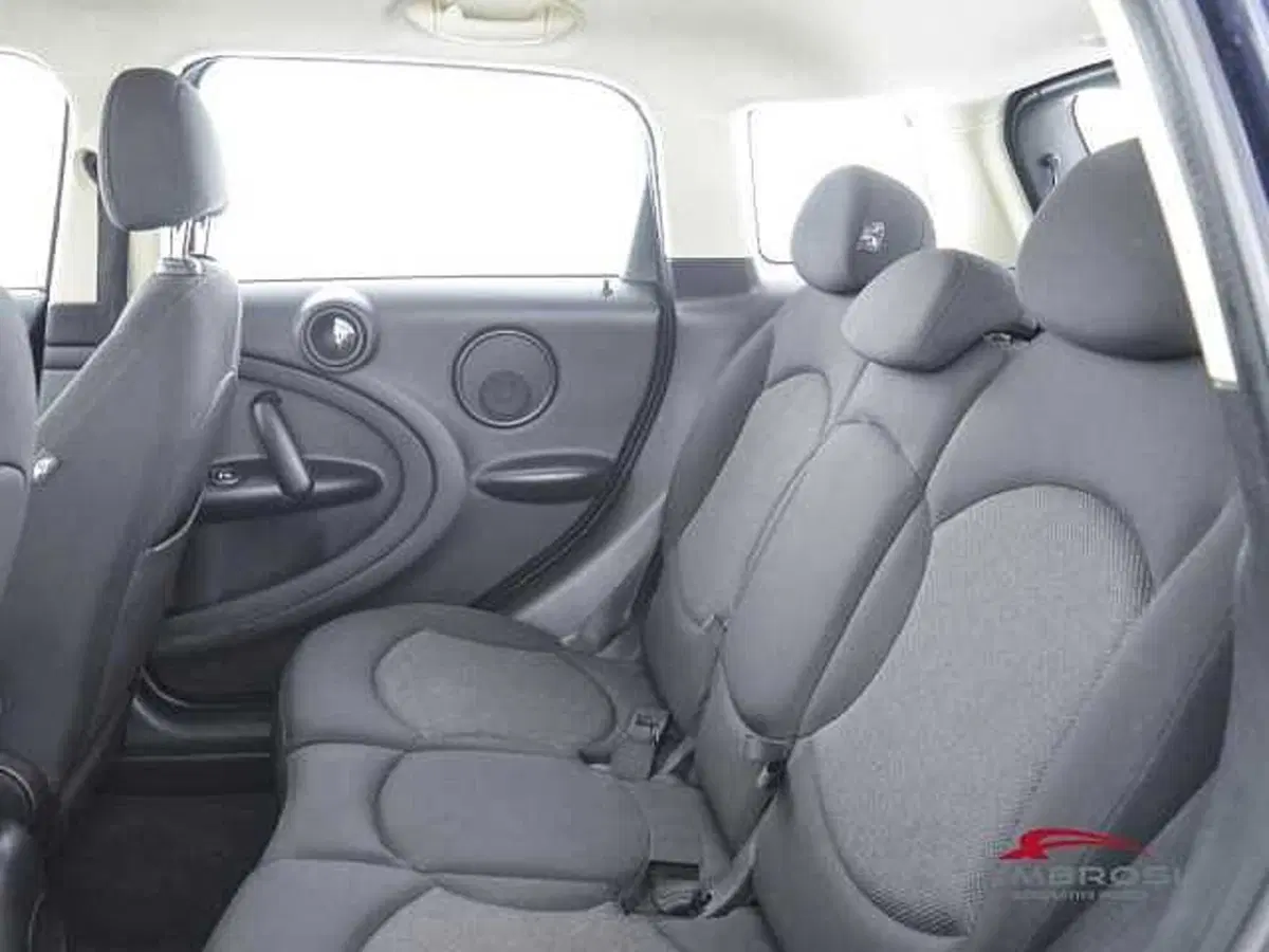 MINI Mini Countryman usata a Viterbo (10)