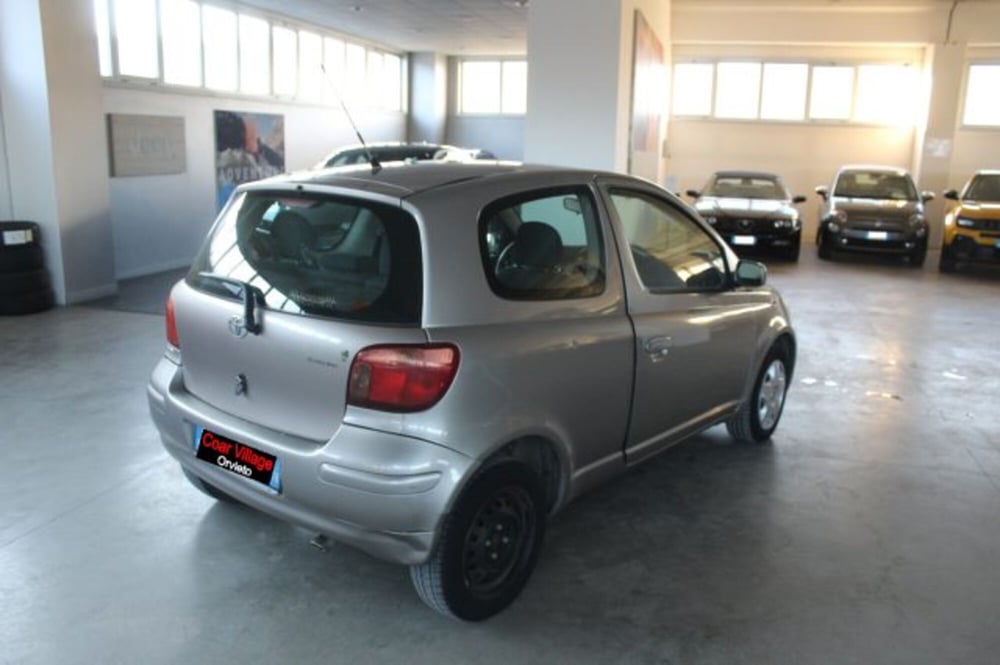 Toyota Yaris usata a Terni (4)