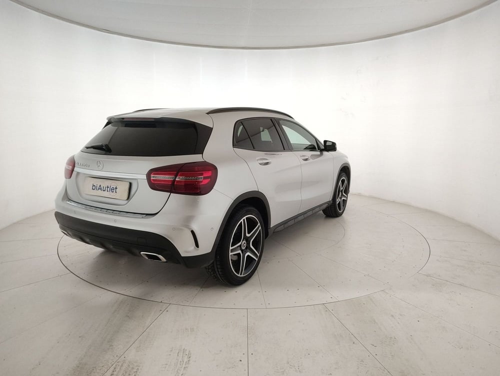 Mercedes-Benz GLA SUV usata a Alessandria (4)