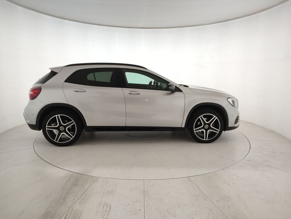 Mercedes-Benz GLA SUV usata a Alessandria (5)