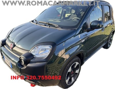 Fiat Panda Cross 1.0 firefly hybrid Cross s&amp;s 70cv 5p.ti del 2024 usata a Roma