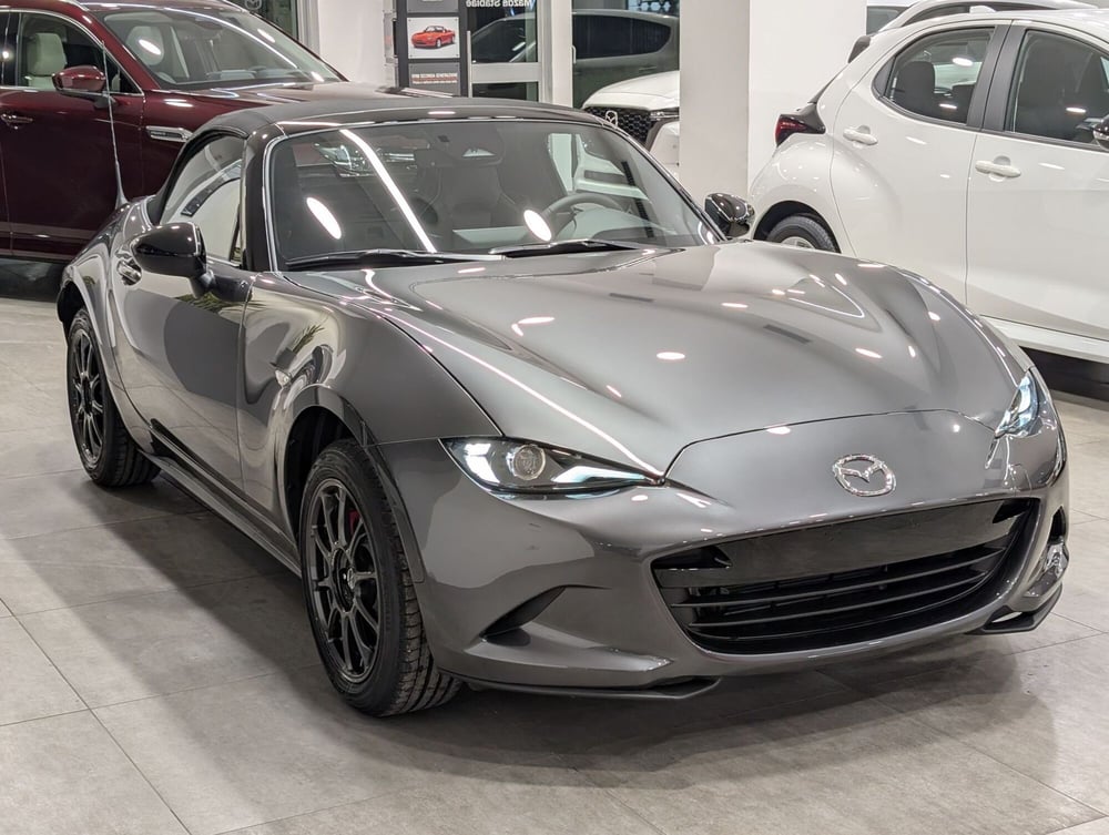 Mazda MX-5 nuova a Napoli