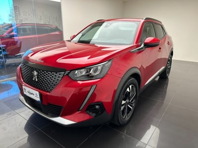 Peugeot 2008 PureTech 100 S&amp;S Allure  del 2021 usata a Cuneo