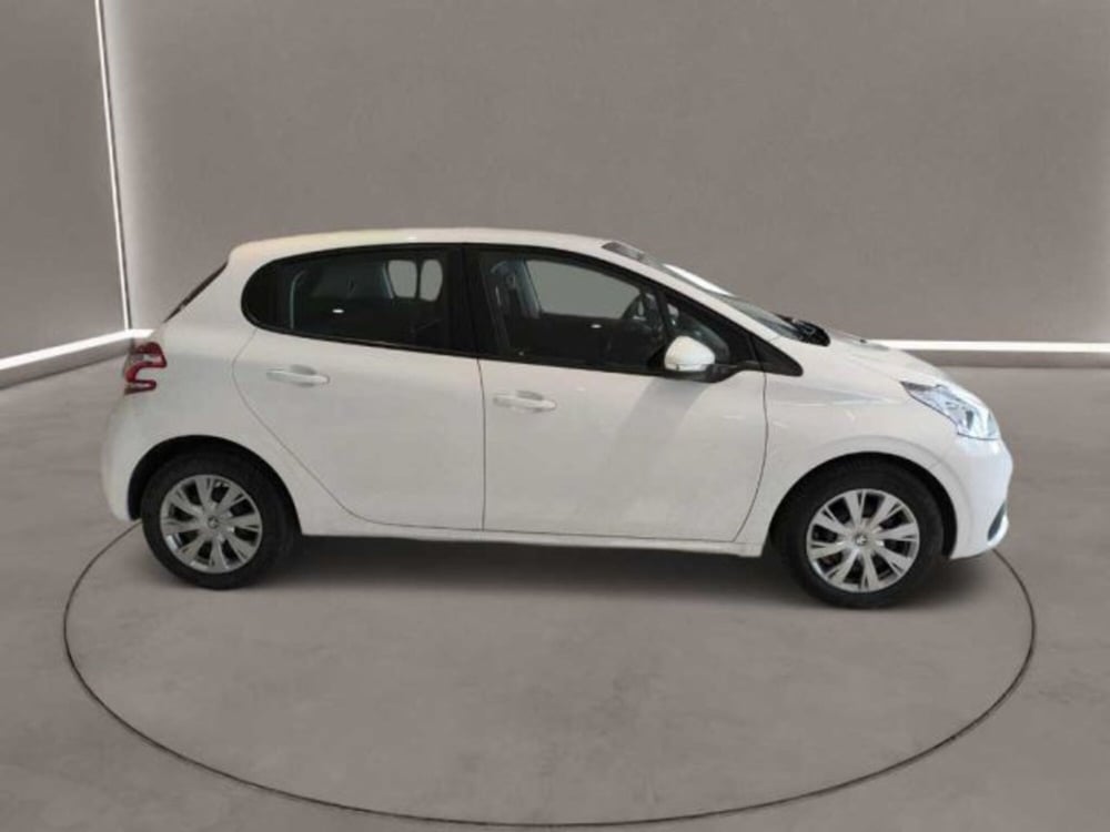 Peugeot 208 usata a Caltanissetta (4)