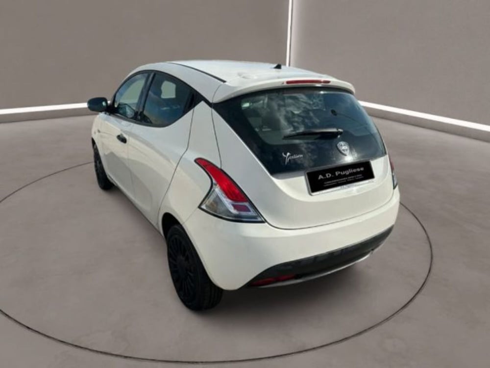 Lancia Ypsilon usata a Caltanissetta (6)