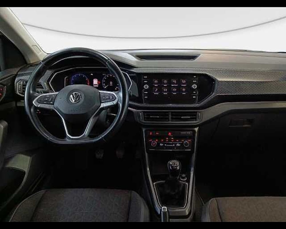 Volkswagen T-Cross usata a Roma (13)